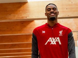 Liverpool, Ryan Gravenberch'in sözleşmesini uzattı