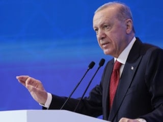Cumhurbaşkanı Erdoğan duyurdu: Doğum izinlerinde değişim bayramdan sonra