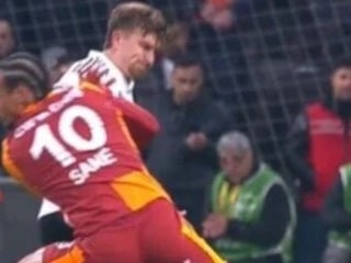 Derbide VAR devrede! Leroy Sane, kırmızı gördü