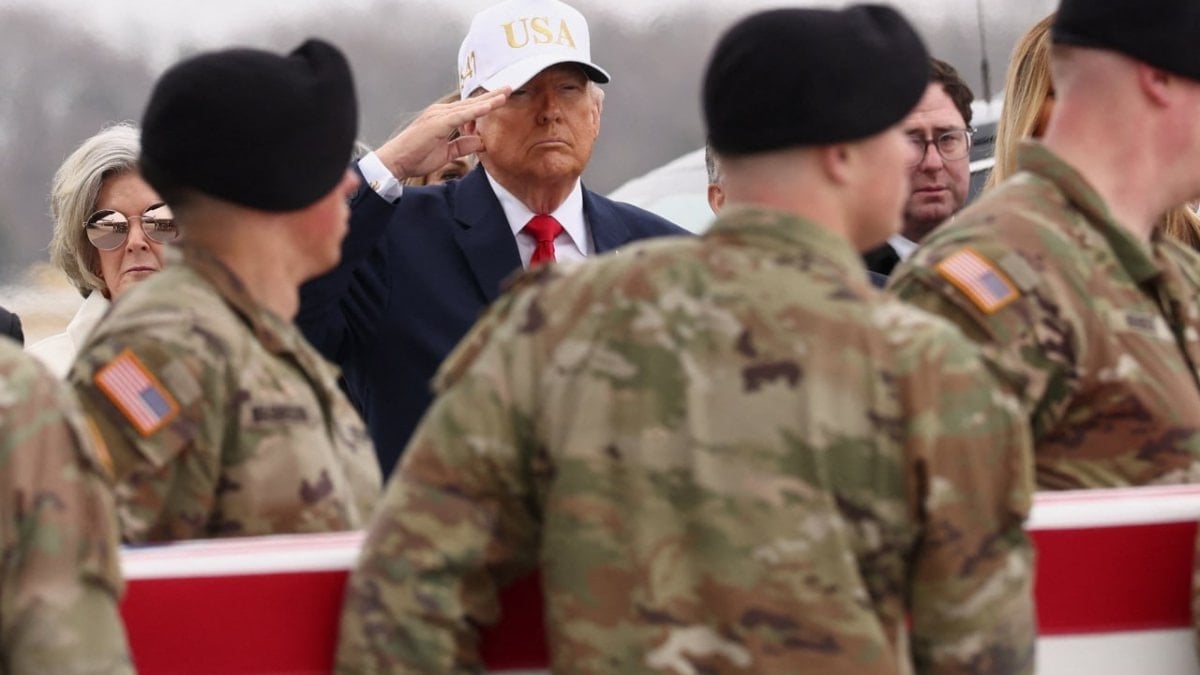 İran savaşında ölen ABD askerleri ülkelerine getirildi