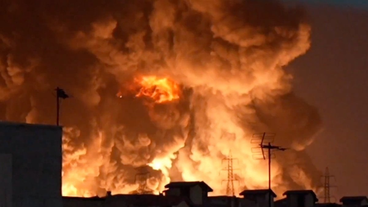 İran'ın enerji altyapısı İsrail ve ABD'nin hedefi konumunda: Savaşlar iklimin katili oldu