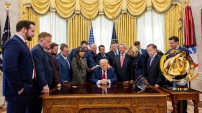 Ümit Yenişehirli yazdı: Oval Ofis'teki tuhaf yemin