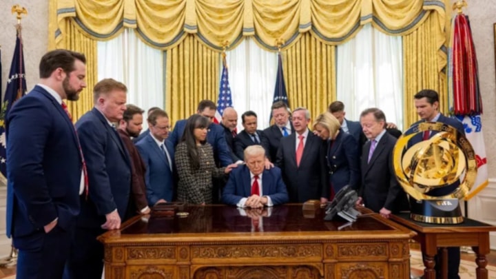 Ümit Yenişehirli yazdı: Oval Ofis'teki tuhaf yemin