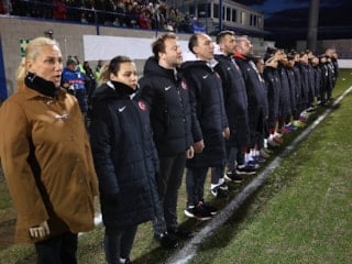 Necla Kıragası: Türk kadını, neler yapabileceğini bir kez daha gösterdi