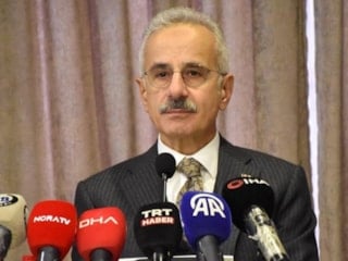 Abdulkadir Uraloğlu duyurdu: Ramazan Bayramı nedeniyle trenlerde kapasite artırılacak