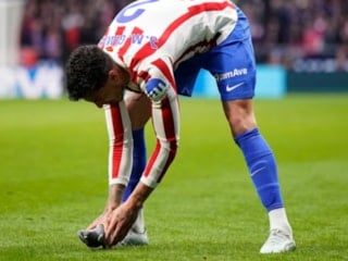 İlginç anlar! İspanya LaLiga'da top güvercine çarptı