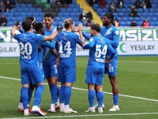 Rizespor'a Antalyaspor karşısında tek gol yetti