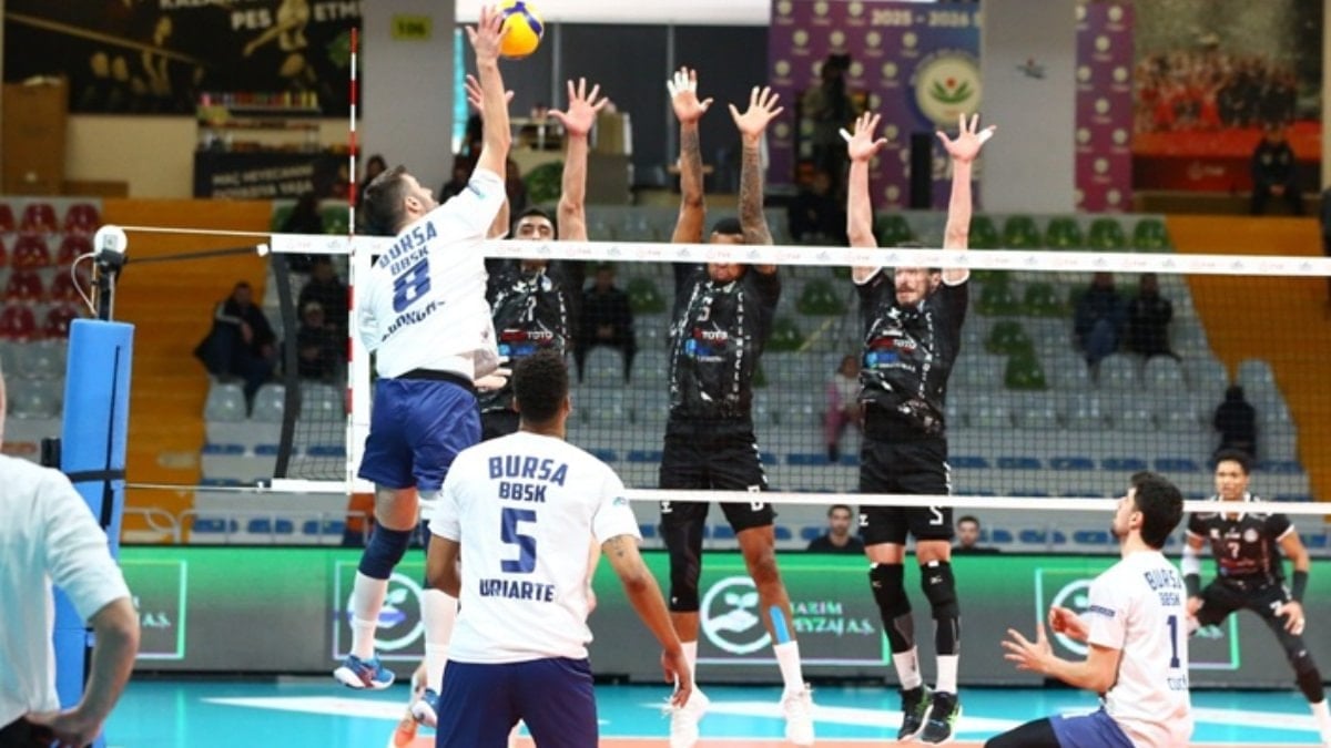 Bursa Büyükşehir Belediyespor, Akkuş Belediyespor'u yendi