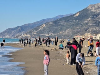 Hatay Samandağ sahilinde hafta sonu yoğunluğu