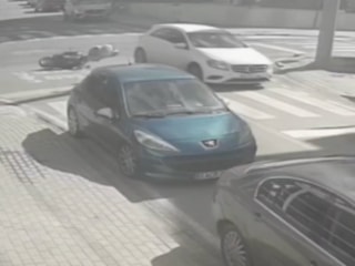 Kırklareli'nde motosiklet ile otomobilin çarpıştığı kaza kamerada