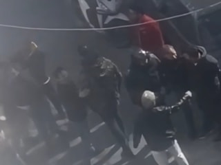 İstanbul'da trafik kavgası kameraya yansıdı