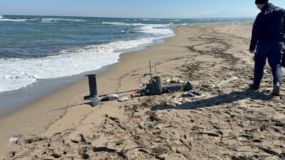 Sakarya sahilinde parçalanmış durumda olan bir İHA bulundu