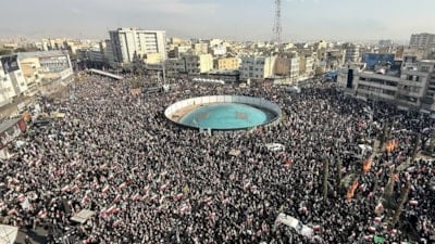 Tahran meydanları Mücteba Hamaney'e biat için doldu