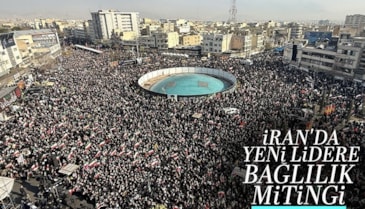 Tahran meydanları Mücteba Hamaney'e biat için doldu