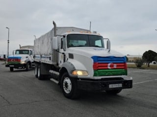 Azerbaycan’dan İran’a insani yardım