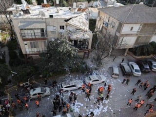 İran’dan İsrail’e füze misillemesi: Tel Aviv’de sirenler çaldı