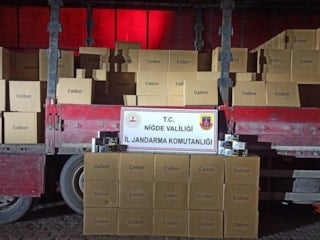 Niğde’de vurgun: 8,8 milyon kaçak sigara ele geçirildi