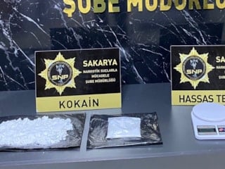 Sakarya'da yolcu otobüsünde yarım kilo kokain ele geçirildi