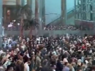 Dubai'den kaçış sürüyor: Plajlar boş kaldı