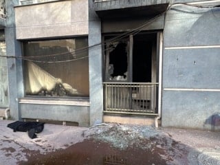 Samsun'da komşusuyla tartışan kişi kendi evini ateşe verdi