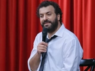 Hasan Can Kaya'nın ressam aşkı bakın kim çıktı