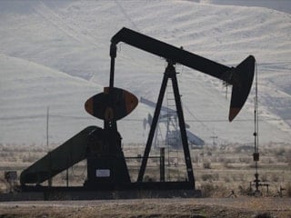 OPEC'in şubat ayında günlük petrol üretimi arttı