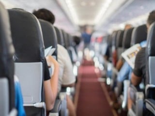 Uçuş görevlisi açıkladı: Uçakta bu iki şeyi asla yapmayın