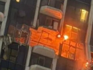 Dubai’de sivil bir binaya İHA isabet etti