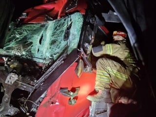 Bursa'da iki tırın çarpıştığı kazada 1 kişi hayatını kaybetti