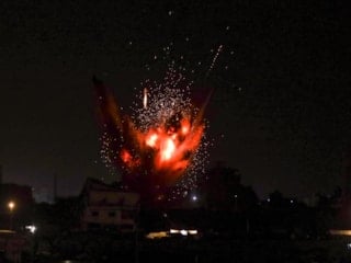 İsrail ordusu Gazze Şeridi'nin çeşitli bölgelerine saldırılar düzenledi