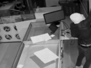 Şanlıurfa’da kuyumcu soygunu kamerada