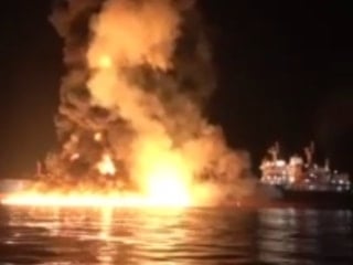 İran, Basra Körfezi'nde ABD'ye ait petrol tankerini vurdu