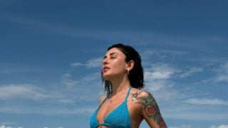 Melek Mosso Zanzibar'da karpuz yedi! Paylaşımı tepki aldı