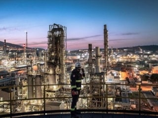 Türkiye, küresel enerji piyasalarına destek veriyor: Zorunlu petrol stoklarını piyasaya açıyor