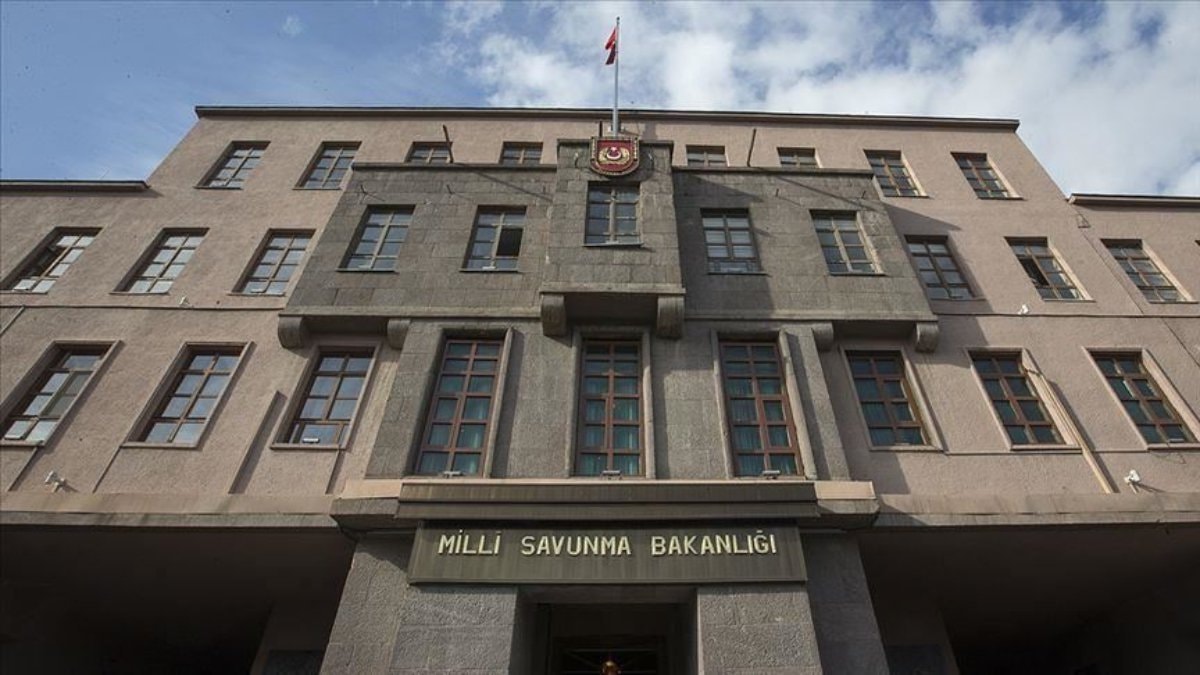 MSB: Türk hava sahasına gren İran füzesi imha edildi