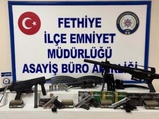 Muğla'da KADES ihbarına gidilen evde uyuşturucu ve silah ele geçirildi