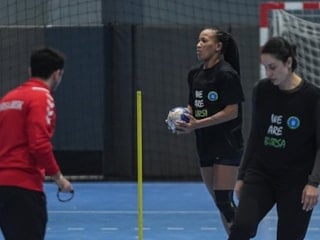 Bursa Büyükşehir Belediyespor Kadın Hentbol Takımı'nın hedefi şampiyonluk