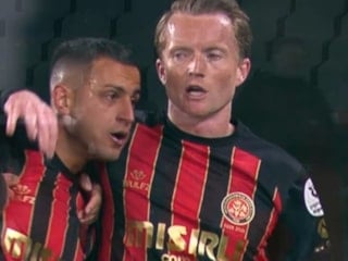 Bartuğ Elmaz, ligdeki ilk golünü Fenerbahçe'ye attı