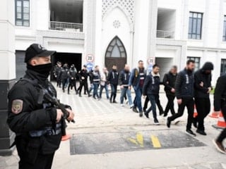 Kocaeli'de 105 milyon liralık dolandırıcılık operasyonu: 18 şüpheli tutuklandı