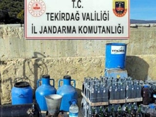 Tekirdağ’da çiftlik evine operasyon: Sahte alkol ve uyuşturucu ele geçirildi