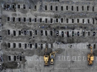 Çin'den, çocukları okul saldırısında ölen İranlı ailelere para yardımı