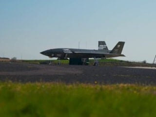 Bayraktar KIZILELMA, LGK-82 ve TEBER-82 ile vurdu