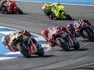MotoGP'de Katar Grand Prix'si kasım ayına ertelendi