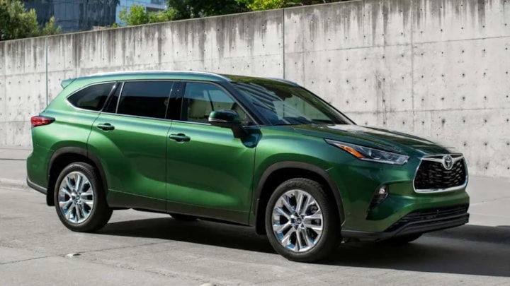 Toyota, koltuk sorunu nedeniyle 500 binden fazla aracını geri çağırdı