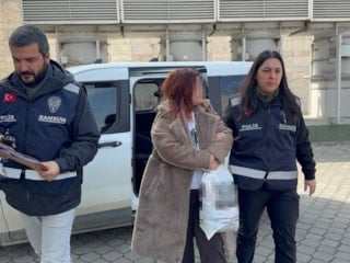 Samsun'da komşular arasındaki kıskançlık kavgası kanlı bitti: Suratını bıçakla yaraladı