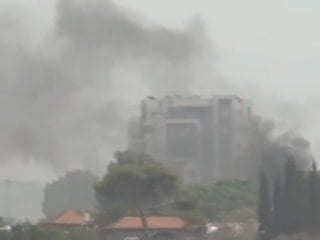 İran, Tel Aviv'de ABD Büyükelçiliği'nin rezidansını vurdu