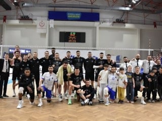 Gebze Belediyespor, İstanbul Büyükşehir Belediyespor'a set vermedi