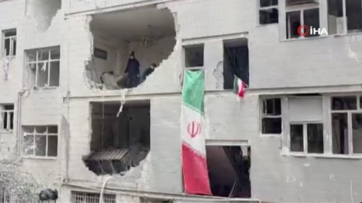 İran'ın başkenti Tahran'daki yıkım görüntülendi