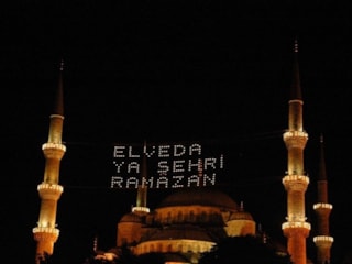 Bin aydan hayırlı, bir ömre bedel: Kadir gecesi