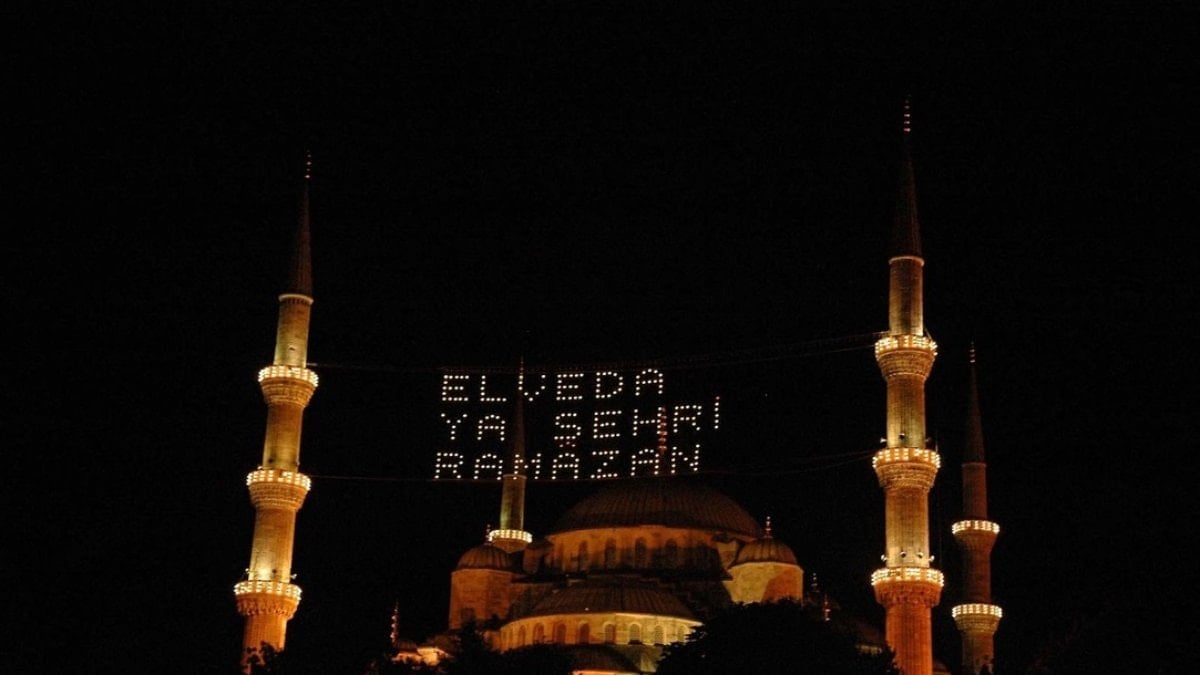 Bin aydan hayırlı, bir ömre bedel: Kadir gecesi